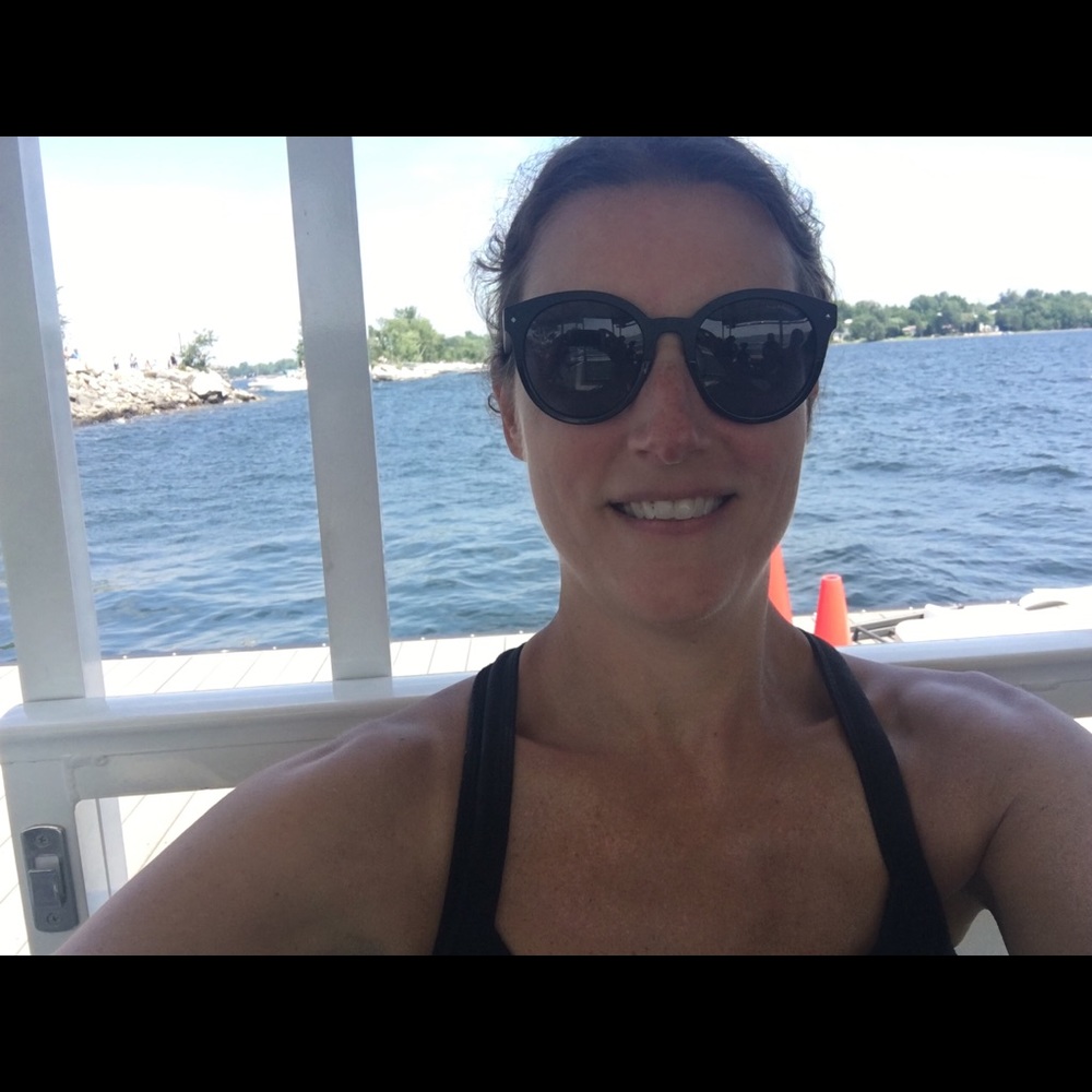 Meet your Posher, Jennifer